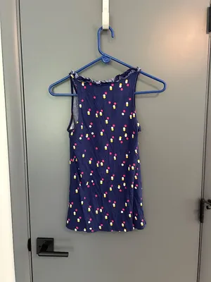 160 Old Navy Tank Top thumbnail 2