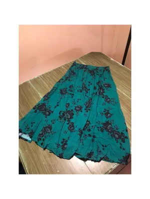 Band of Gypsies NWT Etta Emerald Floral Midi Skirt Size M thumbnail 9