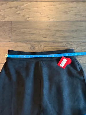New With Tags Spanx Faux Suede Mini Skirt via it’s built in shorts Sz M thumbnail 3