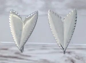 Vintage Screw On Earrings Arrow Shape - Fair Condition thumbnail 1