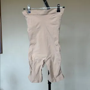 NWOT Skims Shapewear Seamless Sculpt Mid Thigh Short Beige Size‎ 2X thumbnail 4