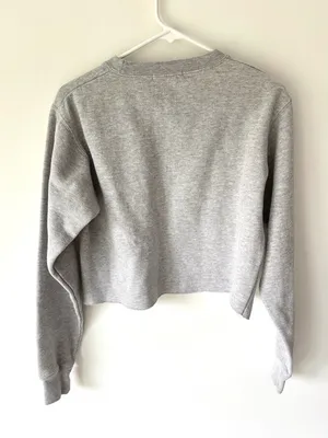 Brandy Melville Gray Rad Cropped Crew Neck Sweatshirt Y2K Streetwear Casual thumbnail 7