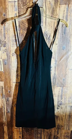 women halter open back open in front sleeveless black miniskirt size XS 36 length x 13 w rm18 thumbnail 2