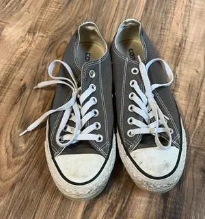 Converse size 7 grey shoes‎ thumbnail 1