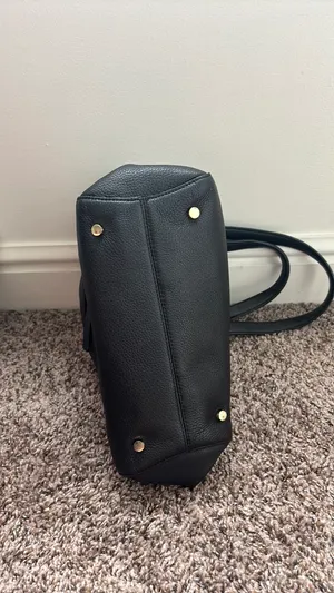 Calvin Klein Leather Shoulder Bag thumbnail 3