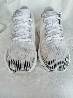 New Balance FuelCell Walker Elite White Grey Matter Women’s Size 9 B thumbnail 4