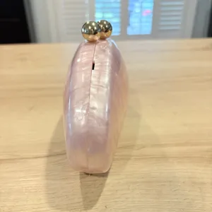 AQUA Pink Marbled Acrylic Pearlescent Shell Clutch Bag Gold Chain Strap NEW thumbnail 3