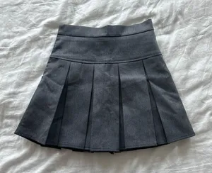 Skirt Gray Size XS thumbnail 1
