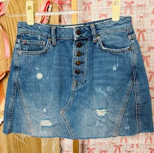 We The Free Blue Denim Distressed Button-Front Mini Skirt Coastal Cowgirl 26 thumbnail 1