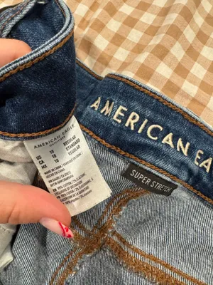 American Eagle Jeans thumbnail 4