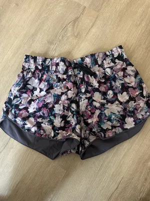 Lululemon Reversible Shorts thumbnail 3