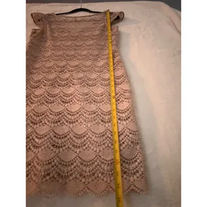 Kay Unger New York Sheer Pink Scalloped Lace Sequin Cap Sleeve Cocktail‎ Dress thumbnail 7