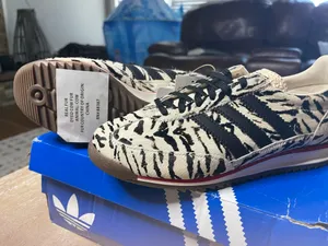 Brand new adidas size 6.5 women’s shoes. Fits in my opinion like a7 thumbnail 2