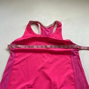 Lululemon Hot Pink Racerback Tank Top Size 6 | Built-In Bra Mesh Back Activewear thumbnail 4