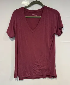 American eagle purple maroon vneck‎ thumbnail 1