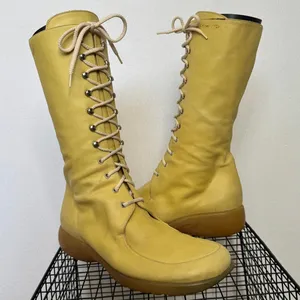 Vintage 1990s Bettye Muller Sedona Leather Lace Up Boots Italy Yellow Sz 7 thumbnail 1