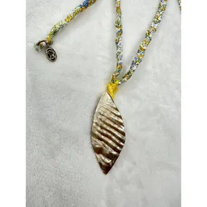NEW Free People Ariana Ost The Era Strand Necklace Shell Pendant Bohemian Beach thumbnail 2