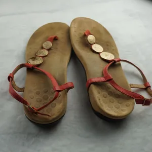 Vionic‎ Coral Red Gold Medallion T-Strap Sandals Orthotic Size 8 thumbnail 5