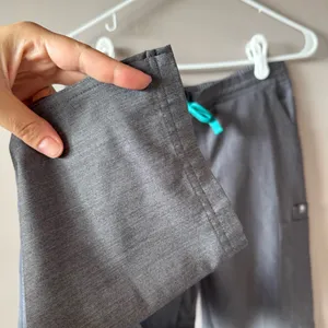 Figs Women’s Yola Skinny Scrub Pants‎ in Graphite Gray Size Small thumbnail 8