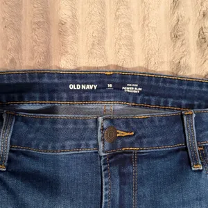 Old Navy Power Slim Straight Mid-Rise Distressed Jeans Blue Size 16 Long thumbnail 3