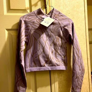 Shirt thumbnail 1