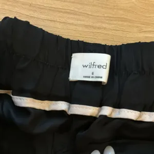 Wilfred Black Pants thumbnail 3