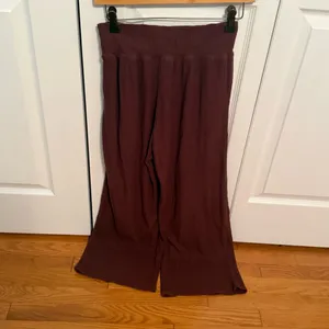 Abercrombie & Fitch Ribbed High Rise Wide Leg Pants in Brown thumbnail 3