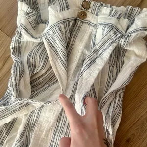 Free People Semi Sweet Cropped Pants thumbnail 4