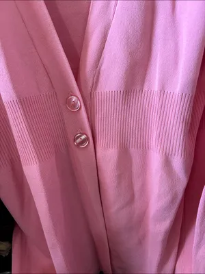 Scott Taylor Pink Button thumbnail 2