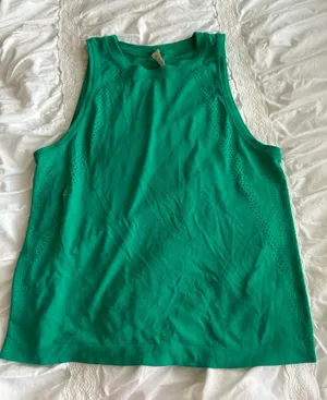 Lululemon green tank top thumbnail 1