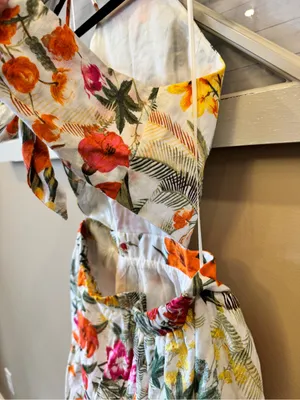Chelsea & Violet Tropical Floral Print Tiered Midi Dress Linen‎ Blend Tie Back thumbnail 7