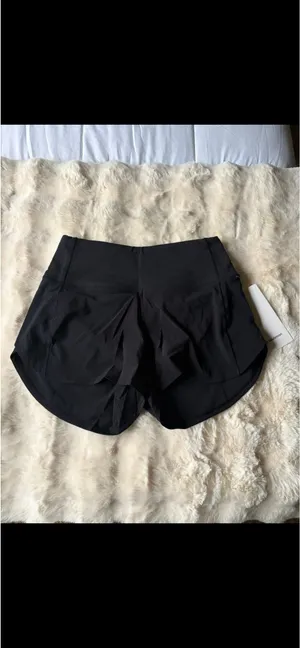 Lululemon Speed-Up Shorts in Black thumbnail 3