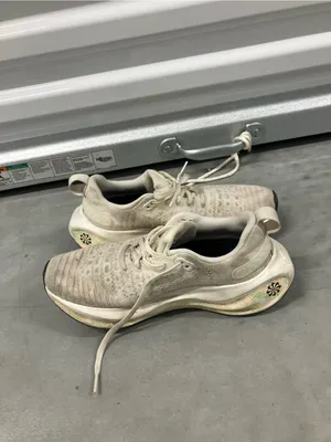 Nike ReactX Infinity Run 4 Shoes size 8 thumbnail 5