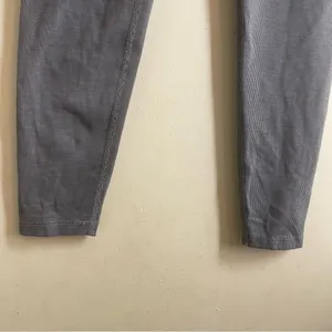 Beyond Yoga Ribbed High Rise Leggings Gray size M *flaw* thumbnail 8