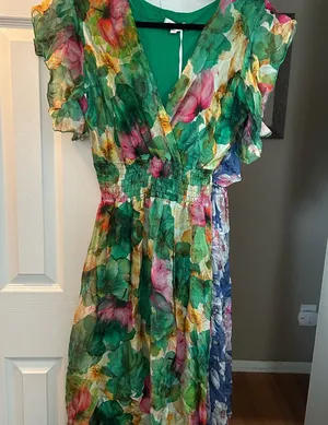 Le Ragazze (Made In Italy) Green Floral Dress, Size Small thumbnail 1