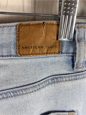 AMERICAN EAGLE High Rise Distressed Mom Straight Jeans, Size 6, Light Wash thumbnail 11