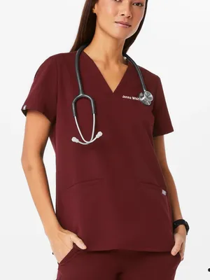 Figs Women's Casma Three-Pocket Scrub Top in Deep Burgundy.‎ XS-P thumbnail 1
