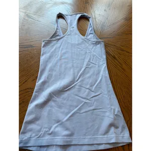 Lululemon Tank‎ Top Light Purple Racerback Athletic Women 2 thumbnail 5