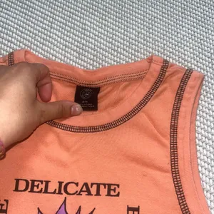 Urban Outfitters Orange Purple Sun And Moon Graphic Crop Tank Top Sz M thumbnail 4