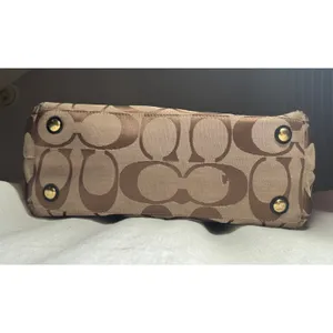 COACH Hampton handbag thumbnail 8