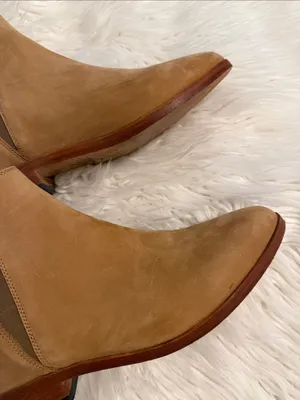 Nisolo Tan Chelsea Ankle Boots in Suede size 8 excellent condition see all photo thumbnail 2
