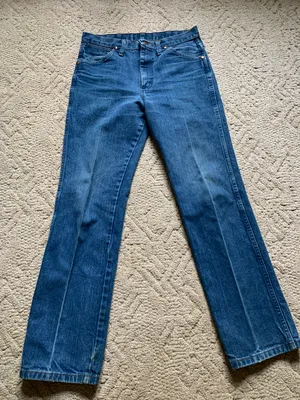 Wrangler Bootcut Jean thumbnail 3
