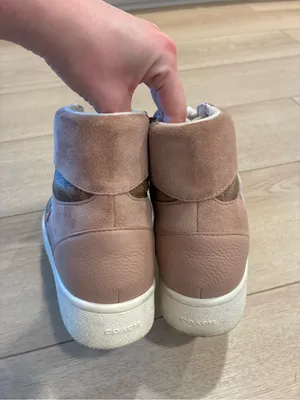 Coach Women’s G4335 High Top Sneakers Logo Signature Leather Size 7.5 thumbnail 6