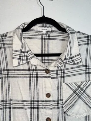 Maurices Cabin Plaid Boyfriend Button Down Shirt White Black Oversized thumbnail 3