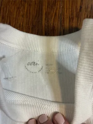 aerie white tank net xs. some make up thumbnail 2