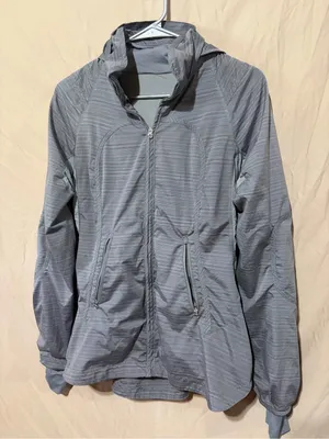 Lululemon jacket thumbnail 1