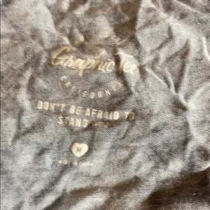Gray tie dye hollister tee thumbnail 5