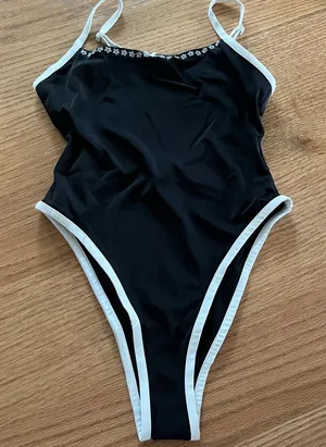Frankie’s bikinis one piece thumbnail 1