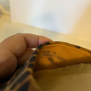 LOVE MARK 7.5 LEOPARD SUEDE ANKLE STRAP FLATS POINTY TOE BOX thumbnail 9