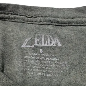 Zelda Shirt Size Small Nintendo Zelda Graphic Print T-Shirt Nintendo Graphic Tee Unisex T-shirt thumbnail 6